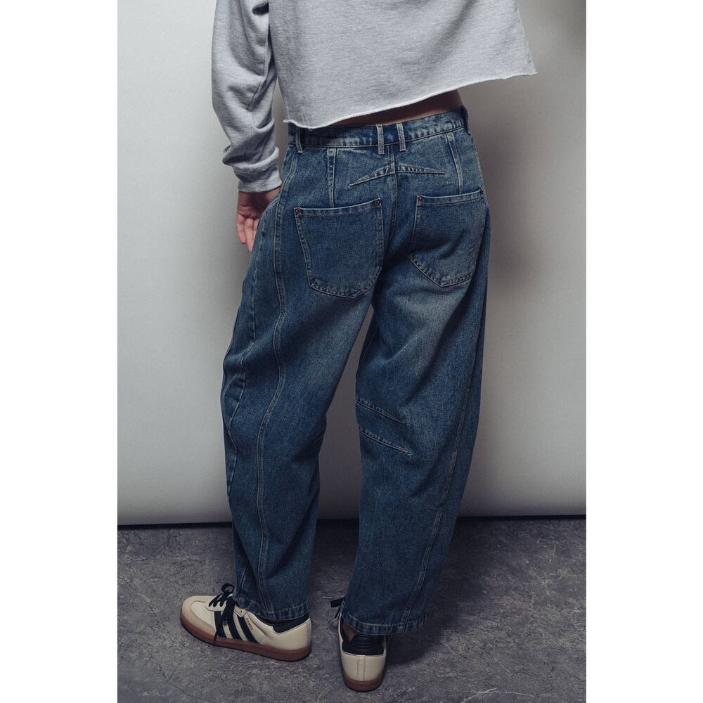 Urban Daizy Light Dirty Wash Barrel Leg Jeans - Picture 6 of 7